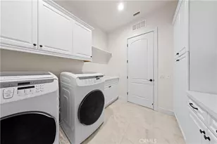 67 Kite, Irvine, CA 92618 - Photo 33