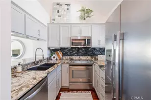 20331 Bluffside, Huntington Beach, CA 92646 - Photo 15