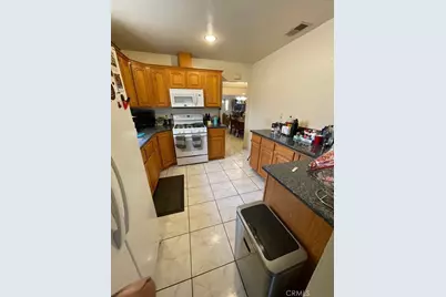 326 E Bishop, Santa Ana, CA 92701 - Photo 7