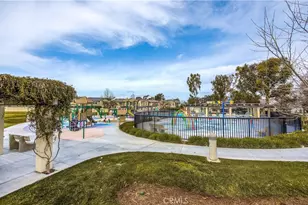 7 Spring Buck, Irvine, CA 92614 - Photo 35