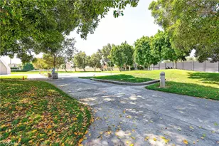 7 Spring Buck, Irvine, CA 92614 - Photo 39