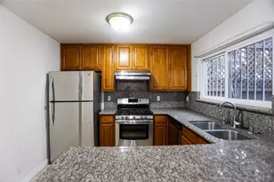 1043 E Huntington, Monrovia, CA 91016 - Photo 9