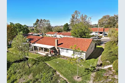 27952 Calle Casal, Mission Viejo, CA 92692 - Photo 3