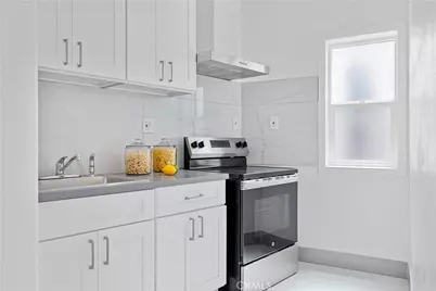 7702 Alberta, Huntington Beach, CA 92648 - Photo 23