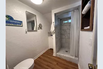 352 354 Eucalyptus, Avalon, CA 90704 - Photo 9