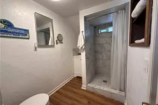 352 354 Eucalyptus, Avalon, CA 90704 - Photo 9