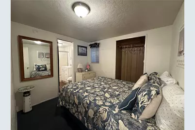 352 354 Eucalyptus, Avalon, CA 90704 - Photo 7