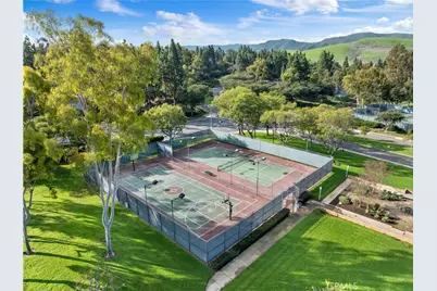 22225 Caminito Zaragoza, Laguna Hills, CA 92653 - Photo 55