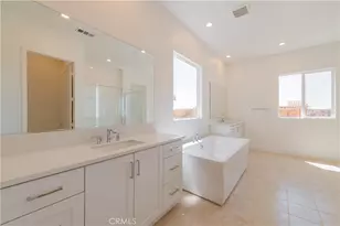 414 Treble, Irvine, CA 92618 - Photo 19