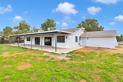 15620 Ramona, Apple Valley, CA 92307 - Photo 31