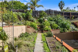 25081 Adelanto Dr, Laguna Niguel, CA 92677 - Photo 29