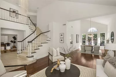 2171 Sonbria, Tustin, CA 92782 - Photo 11