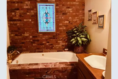 32079 Fern, Running Springs, CA 92382 - Photo 9