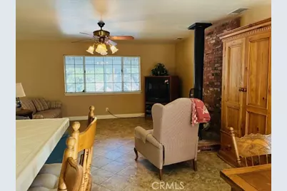 32079 Fern, Running Springs, CA 92382 - Photo 9
