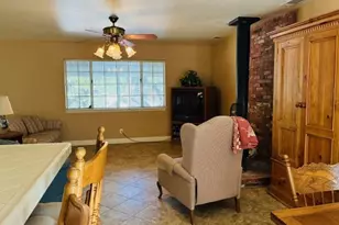 32079 Fern, Running Springs, CA 92382 - Photo 9