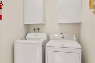 19126 Queensport Ln, Huntington Beach, CA 92646 - Photo 31