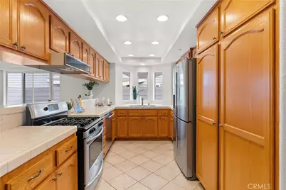 19126 Queensport Lane #A, Huntington Beach, CA 92646 - Photo 11