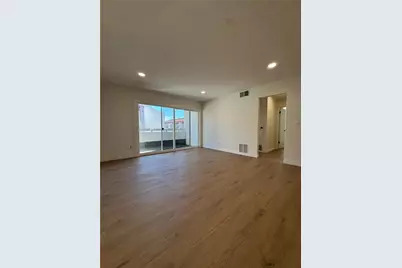 2511 W Sunflower #F11, Santa Ana, CA 92704 - Photo 5