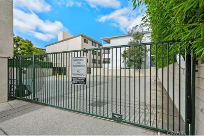 4501 Cedros Avenue #338, Sherman Oaks, CA 91403 - Photo 23