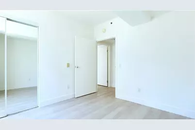 989 Webster St Unit #546, Oakland, CA 94607 - Photo 17