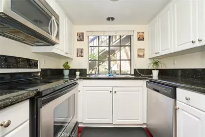 25591 Indian Hill Lane #E, Laguna Hills, CA 92653 - Photo 9