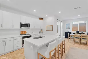 16604 Quince Ln, Fontana, CA 92336 - Photo 9