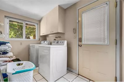 994 N Cleveland Street, Orange, CA 92867 - Photo 23