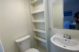 17091 B Lane, Huntington Beach, CA 92647 - Photo 11