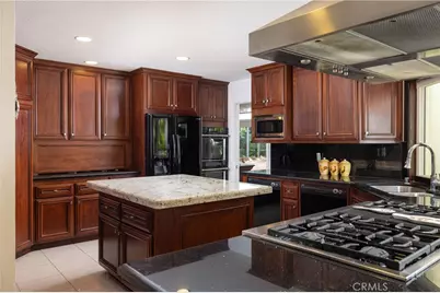 26041 Spur Branch Lane, Laguna Hills, CA 92653 - Photo 9