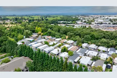 5250 Whispering Creek Drive, Santa Rosa, CA 95403 - Photo 35