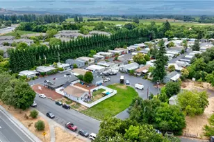 5250 Whispering Creek Dr, Santa Rosa, CA 95403 - Photo 21