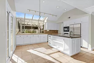 4 Laurelglen, Irvine, CA 92614 - Photo 13