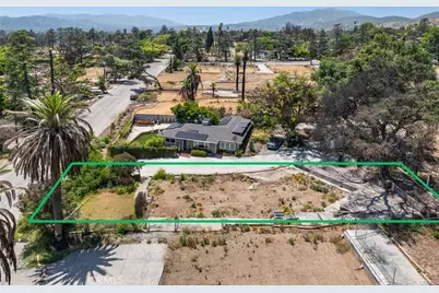 701 E Palm Street, Altadena, CA 91001 - Photo 3