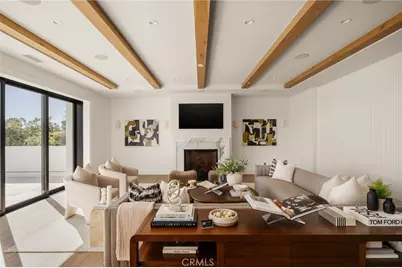 702 Saint James Place, Newport Beach, CA 92663 - Photo 7