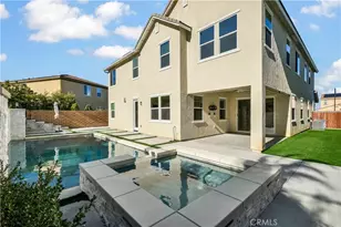 2872 Santa Fiora Cir, Corona, CA 92882 - Photo 41