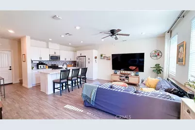 30383 Town Square, Menifee, CA 92584 - Photo 15