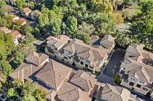 68 Dovetail, Irvine, CA 92603 - Photo 3