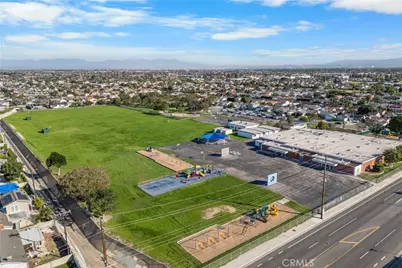 17391 Meer Circle, Huntington Beach, CA 92647 - Photo 35