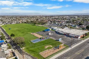 17391 Meer Cir, Huntington Beach, CA 92647 - Photo 35