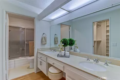 8566 Sierra #911-D, Huntington Beach, CA 92646 - Photo 35