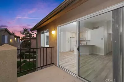2576 Avenida Del Vista #204, Corona, CA 92882 - Photo 3