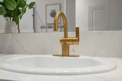 146 Balsawood, Tustin, CA 92780 - Photo 5