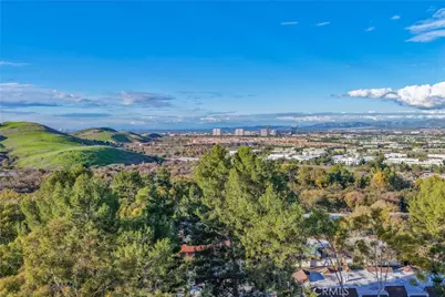 22256 Caminito Mescalero, Laguna Hills, CA 92653 - Photo 19