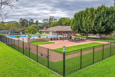 22256 Caminito Mescalero, Laguna Hills, CA 92653 - Photo 15