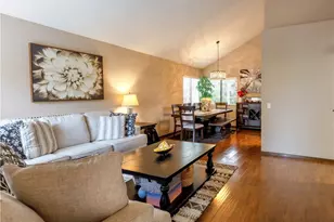 2124 Snowberry Ct, Simi Valley, CA 93063 - Photo 3