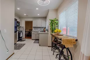 2124 Snowberry Ct, Simi Valley, CA 93063 - Photo 11