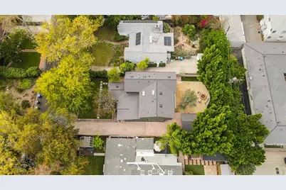 11911 Hartsook, Valley Village, CA 91607 - Photo 75