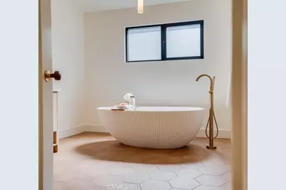 11911 Hartsook, Valley Village, CA 91607 - Photo 53