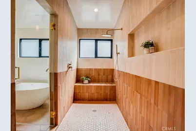 11911 Hartsook, Valley Village, CA 91607 - Photo 3