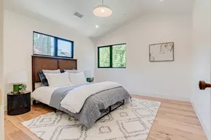 11911 Hartsook, Valley Village, CA 91607 - Photo 49